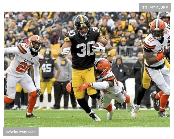 钢人防守组五次擒杀制造五次失误 汤姆林激活传统防守优势